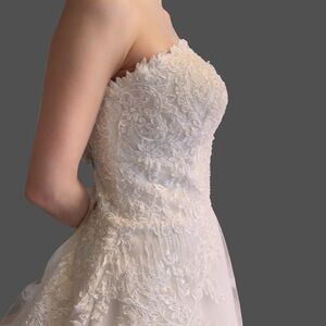 Pronovias Leigh Wedding Dress